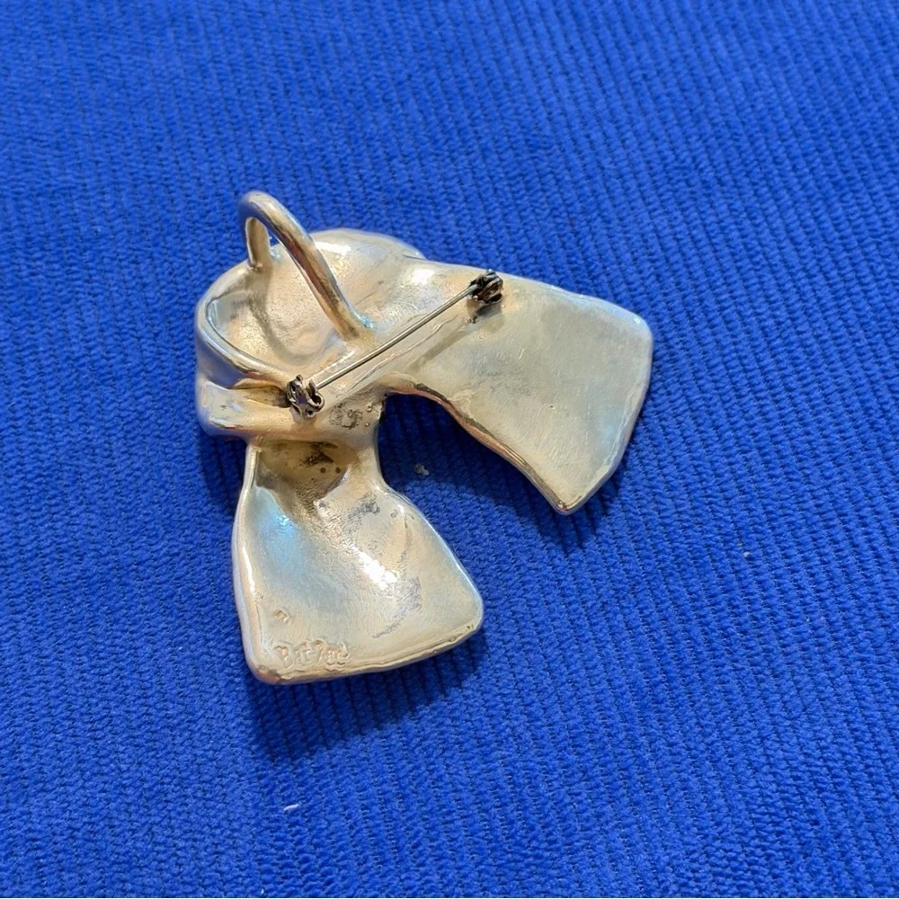 Bat-Ami  Sterling Silver  Bow Brooch or Pendant